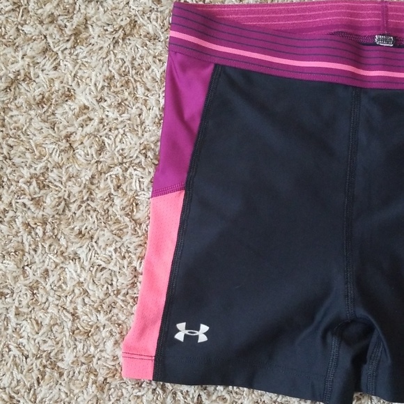 Under Armour Compression Shorts, Size: S - Picture 3 of 6